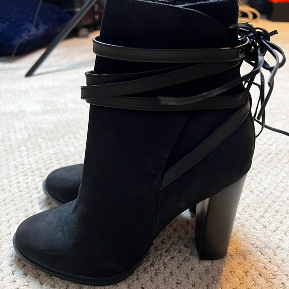 Steve Madden Women's Gaybel Ankle Bootie Size 8.5 - Picture 4 of 9